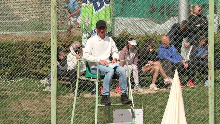 Испански финал при юношите и украинско-румънски при девойките на тенис турнира в Хасково