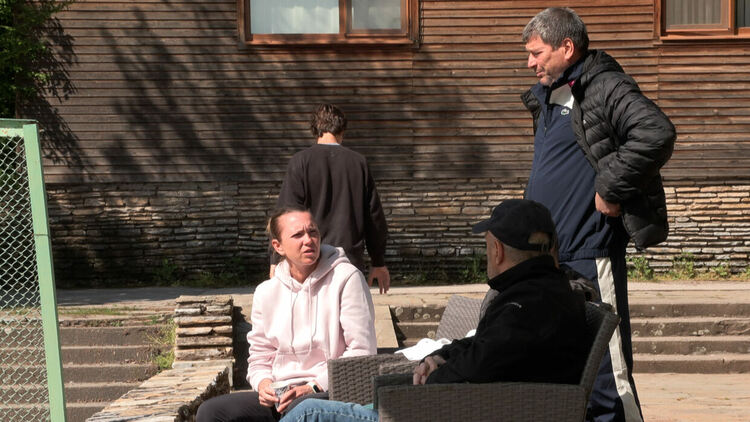 Испански финал при юношите и украинско-румънски при девойките на тенис турнира в Хасково