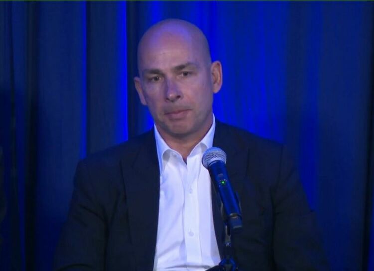 Милиардерът Бостанджиев купи Левски, Сираков остава и с новата власт