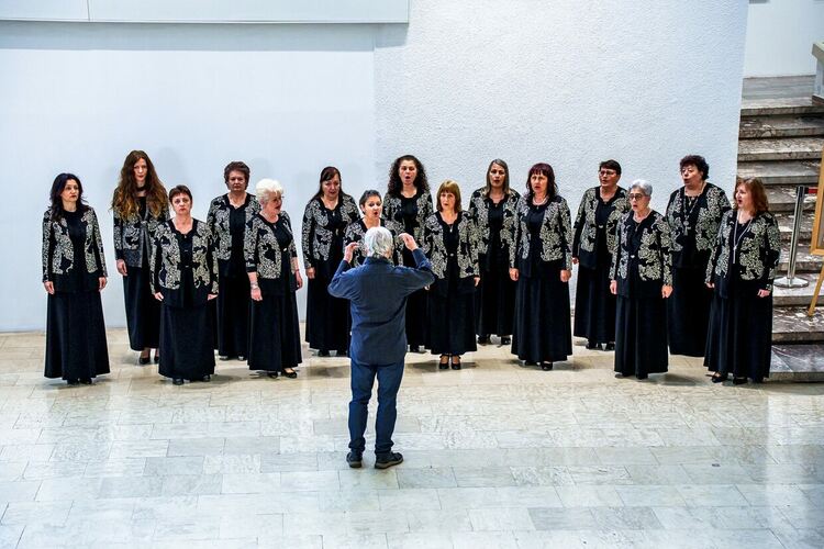 &bdquo;Незабравките&ldquo; представят Кърджали на фестивали