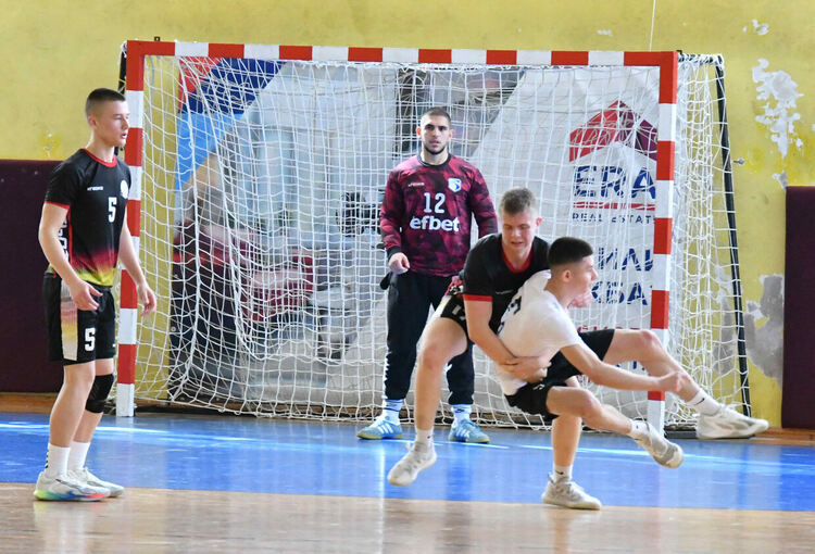 Хасково е домакин на финалите на ученическите игри по хандбал и бадминтон