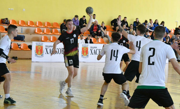 Хасково е домакин на финалите на ученическите игри по хандбал и бадминтон