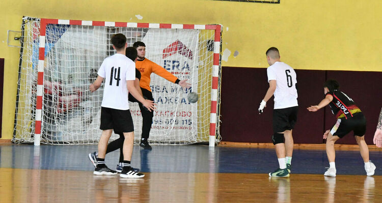 Хасково е домакин на финалите на ученическите игри по хандбал и бадминтон