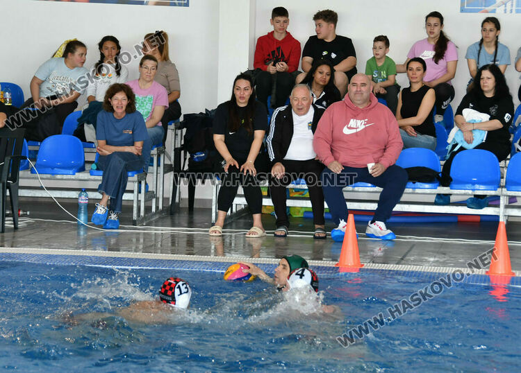Хасково домакинства на атрактивен турнир по водна топка