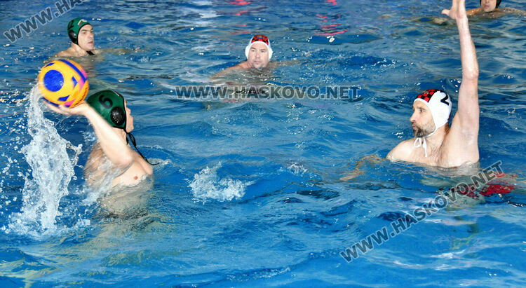 Хасково домакинства на атрактивен турнир по водна топка