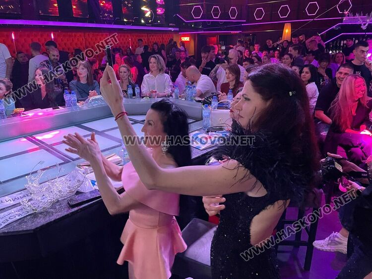 Таня Георгиева бе коронясана за &bdquo;Мис България Хасково&ldquo; на бляскава церемония