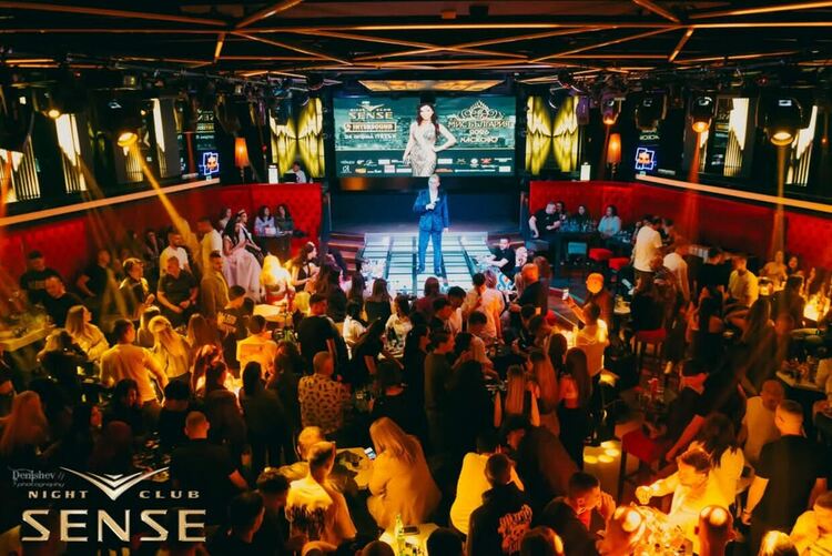 Таня Георгиева бе коронясана за &bdquo;Мис България Хасково&ldquo; на бляскава церемония