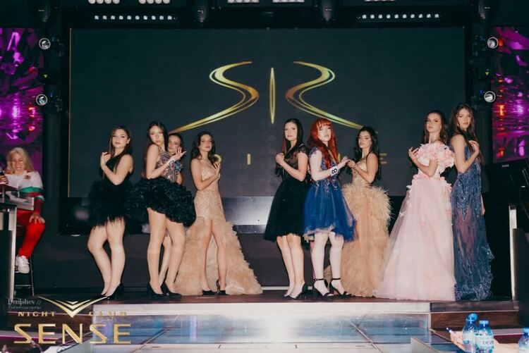 Таня Георгиева бе коронясана за &bdquo;Мис България Хасково&ldquo; на бляскава церемония