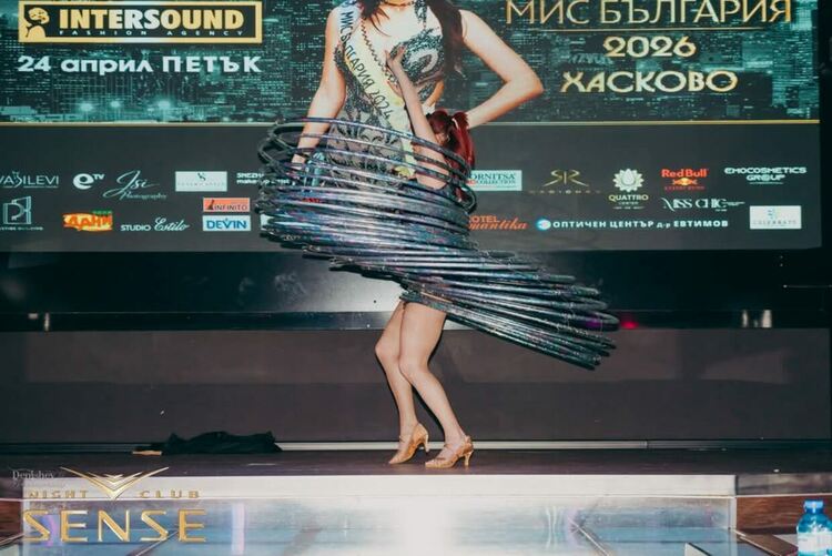 Таня Георгиева бе коронясана за &bdquo;Мис България Хасково&ldquo; на бляскава церемония