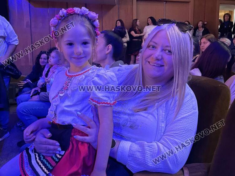 Кърджали празнува с &bdquo;Пъстро хоро&ldquo;: 15 г. съхранени традиции и международно признание