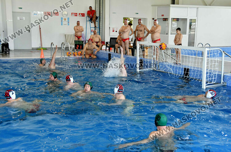 Хасково домакинства на атрактивен турнир по водна топка