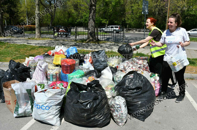 &bdquo;Капачки за бъдеще&ldquo; отново с кампания в Хасково