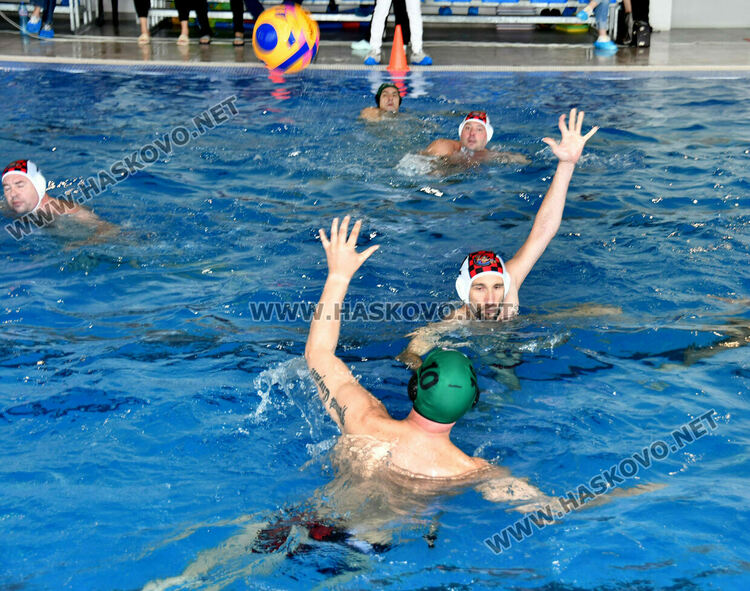 Хасково домакинства на атрактивен турнир по водна топка