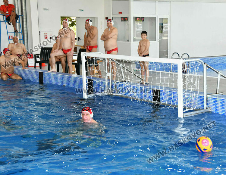 Хасково домакинства на атрактивен турнир по водна топка