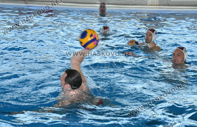 Хасково домакинства на атрактивен турнир по водна топка