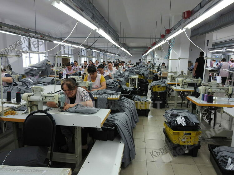 Шивачките са най-търсени на пазара на труда през седмицата в Кърджали