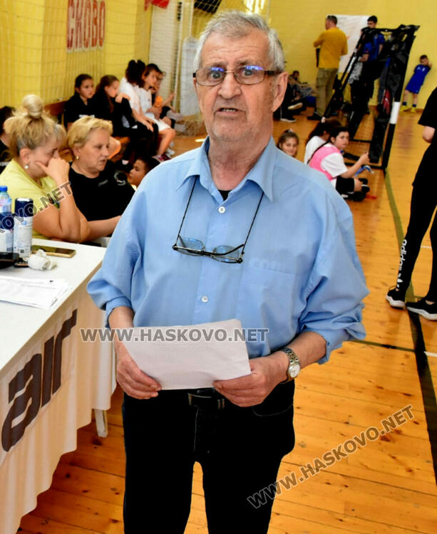 Турнир по минихандбал се проведе в Хасково