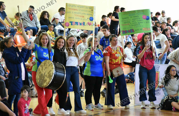 Турнир по минихандбал се проведе в Хасково