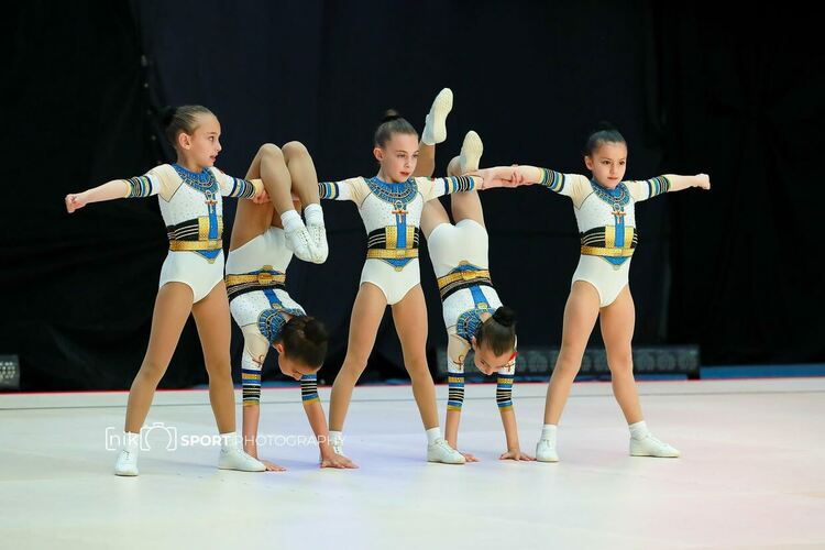 Седем медала за състезателките на &bdquo;Мега спорт&ldquo; на турнир в Чехия