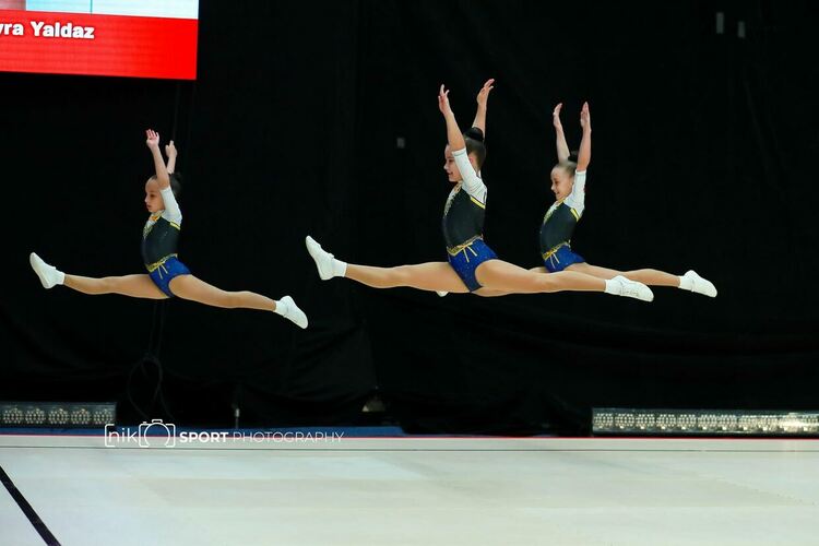 Седем медала за състезателките на &bdquo;Мега спорт&ldquo; на турнир в Чехия