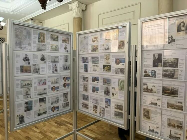 Пощенската карта &bdquo;Слава на миньорския труд&ldquo; 