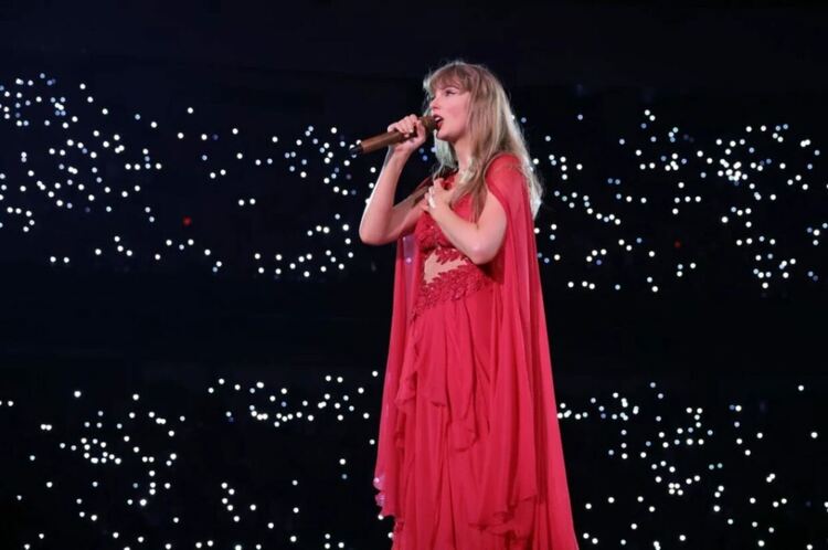 Тейлър Суифт оглави класацията на Spotify за най-стриймван артист
