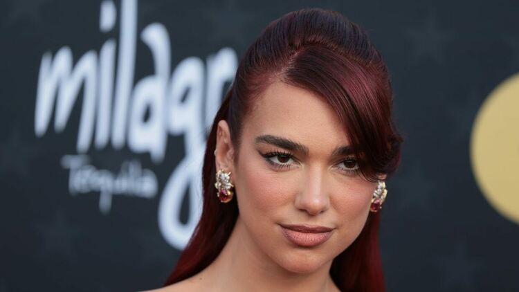 Дуа Липа и британският актьор Калъм Търнър са избрали Палермо за мястото на сватбата си