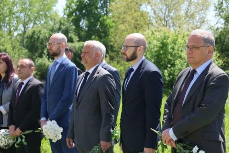 Министри почетоха паметта на жертвите на лагера &bdquo;Белене&ldquo; по повод 77 години от създаването му