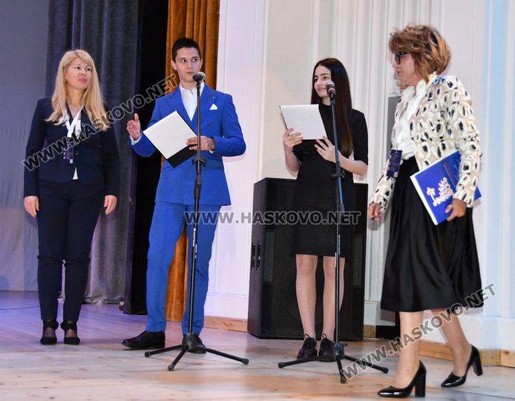 Хасково събра иноватори: Как изкуственият интелект променя паметта и учебния процес в STEM среда