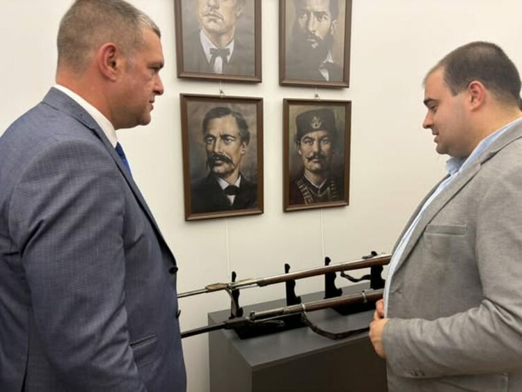 Изложба &bdquo;Оръжието на Априлското въстание&ldquo;, по повод 150-годишнината от избухването на въстанието