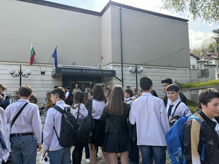 Изложба &bdquo;Оръжието на Априлското въстание&ldquo;, по повод 150-годишнината от избухването на въстанието