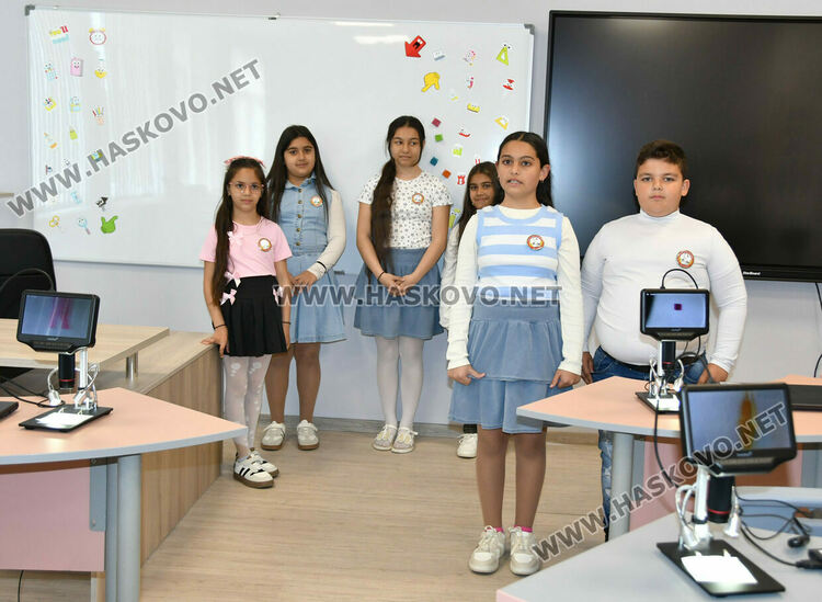НУ &bdquo;Георги Сава Раковски&ldquo; в Хасково вече има модерен STEM център
