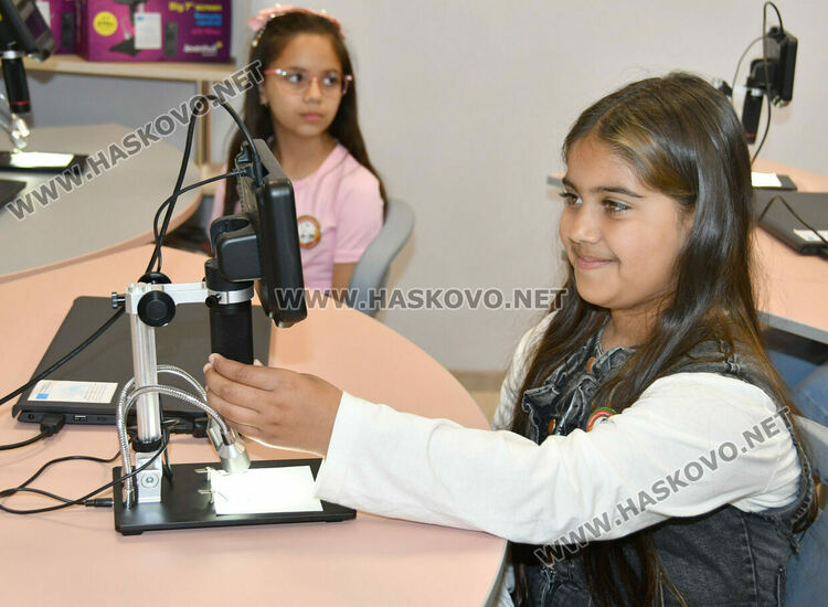 НУ &bdquo;Георги Сава Раковски&ldquo; в Хасково вече има модерен STEM център