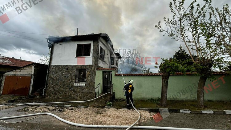 Пожар в село Крум остави 68-годишна жена без дом
