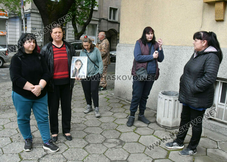 Иван Костов застана пред съда за убийството на Маги