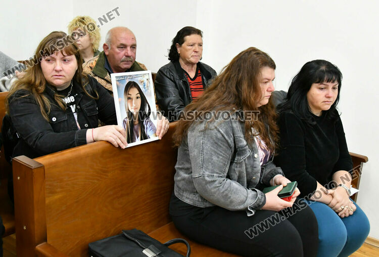 Иван Костов застана пред съда за убийството на Маги