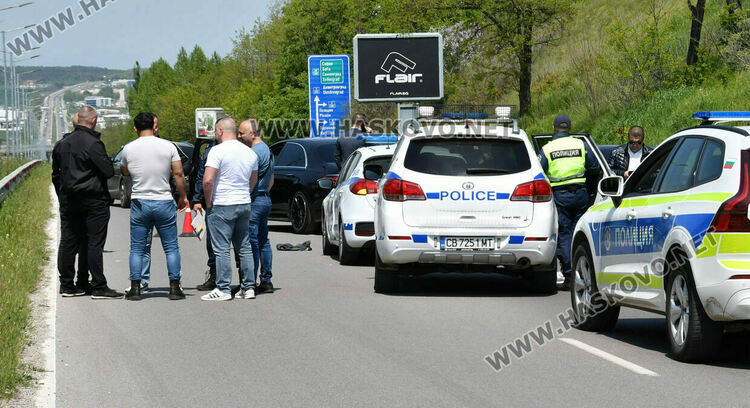 Задържаният за стрелбата край Хасково остава в ареста