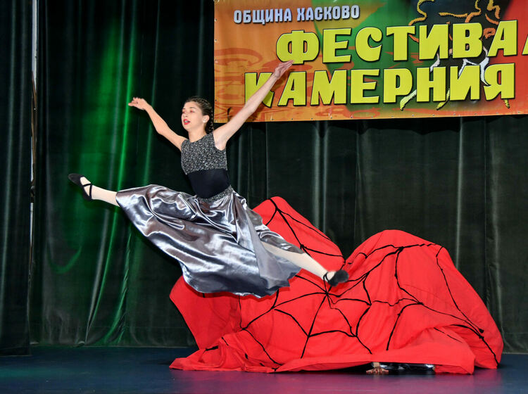 Русенски таланти вдигнаха Купата на кмета на танцовия фестивал в Хасково