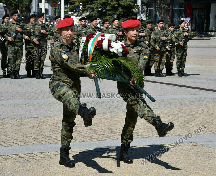 В Хасково отслужиха тържествен молебен за успех на Българската армия