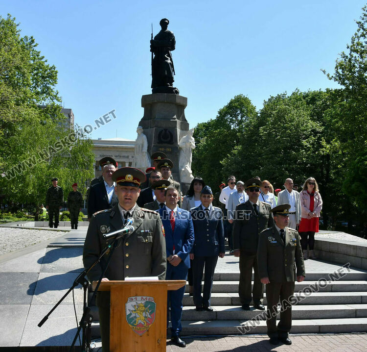 В Хасково отслужиха тържествен молебен за успех на Българската армия
