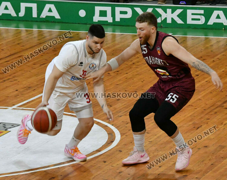 &bdquo;Хасково&ldquo; е шампион в регион &bdquo;Запад&ldquo; след втори успех над &bdquo;Видабаскет&ldquo;