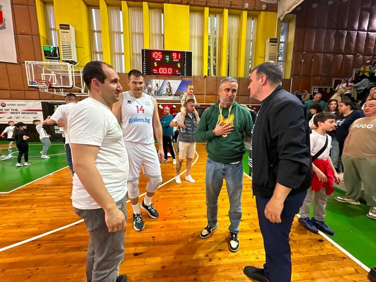 &bdquo;Хасково&ldquo; е шампион в регион &bdquo;Запад&ldquo; след втори успех над &bdquo;Видабаскет&ldquo;