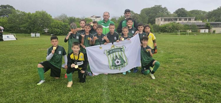 Децата на &bdquo;Родопа&ldquo; с три победи и една загуба на турнира &bdquo;Paradise Cup&ldquo; в Кърджали