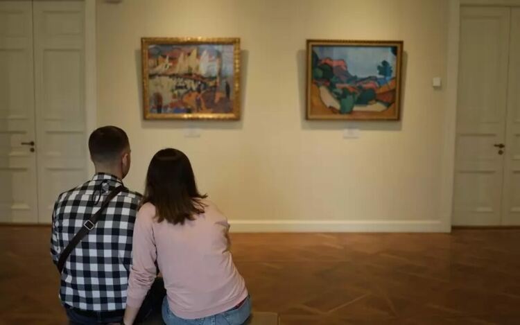 Според изследването хората, занимавали се с изкуство или културна дейност поне веднъж седмично, показват 4% по-бавно стареене в сравнение с други, рядко ангажирани с изкуство.
