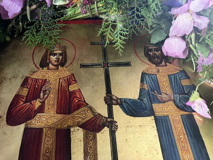 Литургия и курбан за здраве в църквата &bdquo;Св. Св. Константин и Елена&ldquo; в с. Крепост