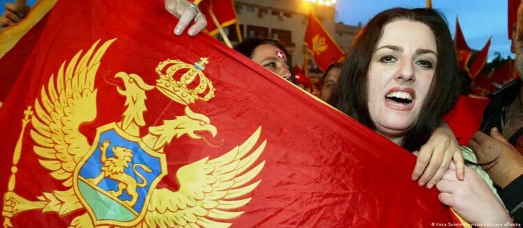 Привърженици на независимостта на Черна гора в навечерието на референдума за независимост през 2006 г.