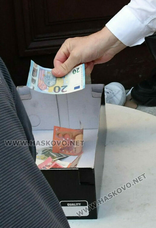 Мюсюлманите препълниха джамиите за началото на Курбан Байрям