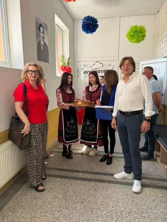 Официално откриха нов STEM център в СУ &bdquo;Желязко Терпешев&ldquo; в Любимец