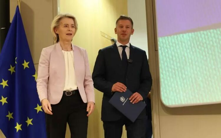 Урсула фон дер Лайен и Петер Мадяр