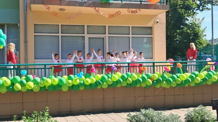 120 деца от хасковска детска градина сътвориха вълшебен празник за 1 юни